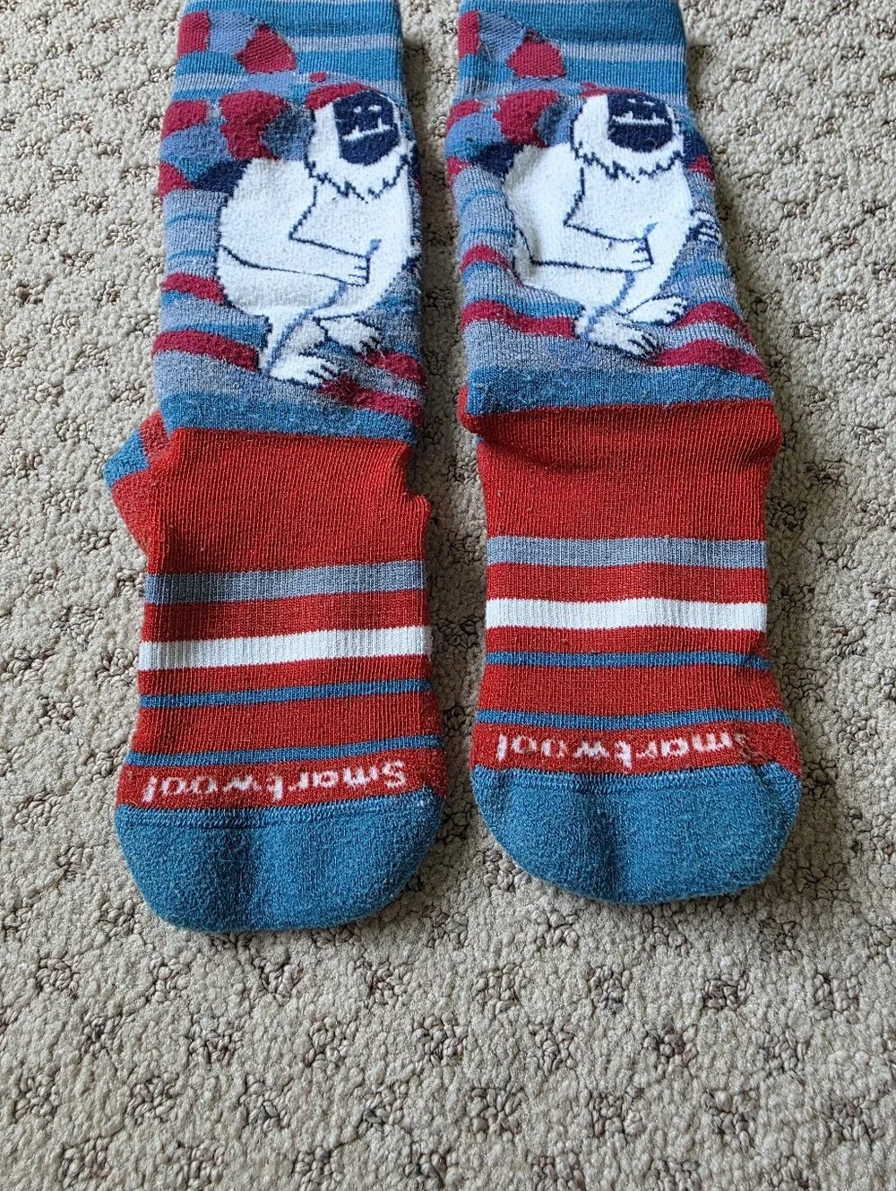 Smartwool Kids Yeti Washed Crew Socks in Blue, Red, White